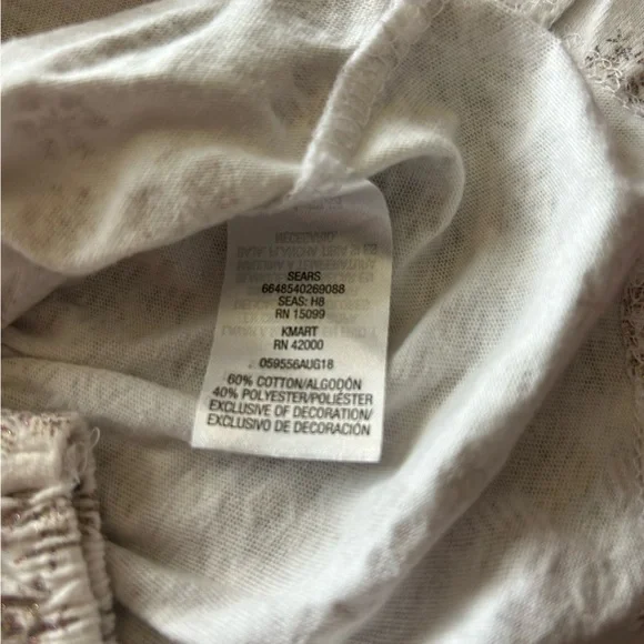 Toughskins girls top. Size 2T. - Picture 8 of 8